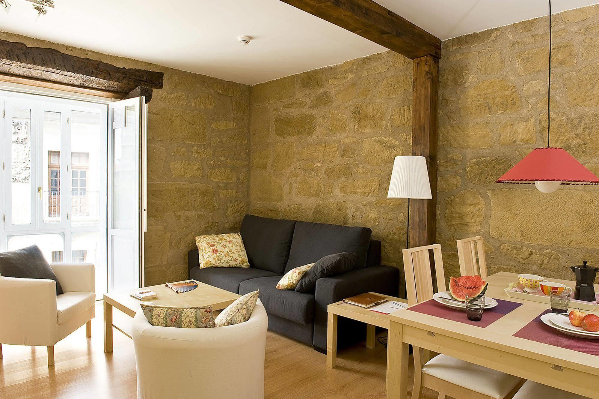 Apartamentos Turisticos Los Zapatos Morados هارو المظهر الخارجي الصورة